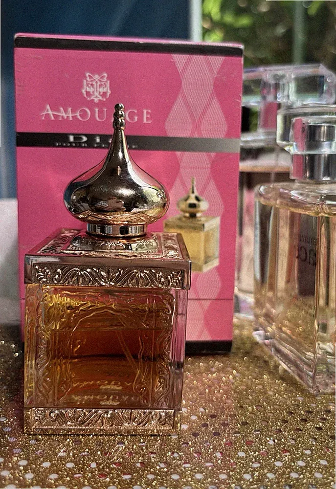 RARE Amouage Dia Pour Femme 50ml Attar Perfume Crystal Flacon Mosque Cap